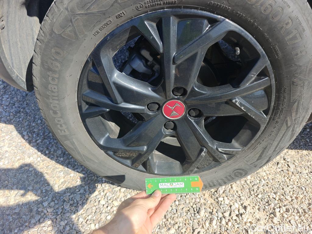  Citroen  DS3 DS DS 3 Crossback / 2018 / 5P / todoterreno BlueHDi 81 kW Manual PERFORMANCE LINE #12