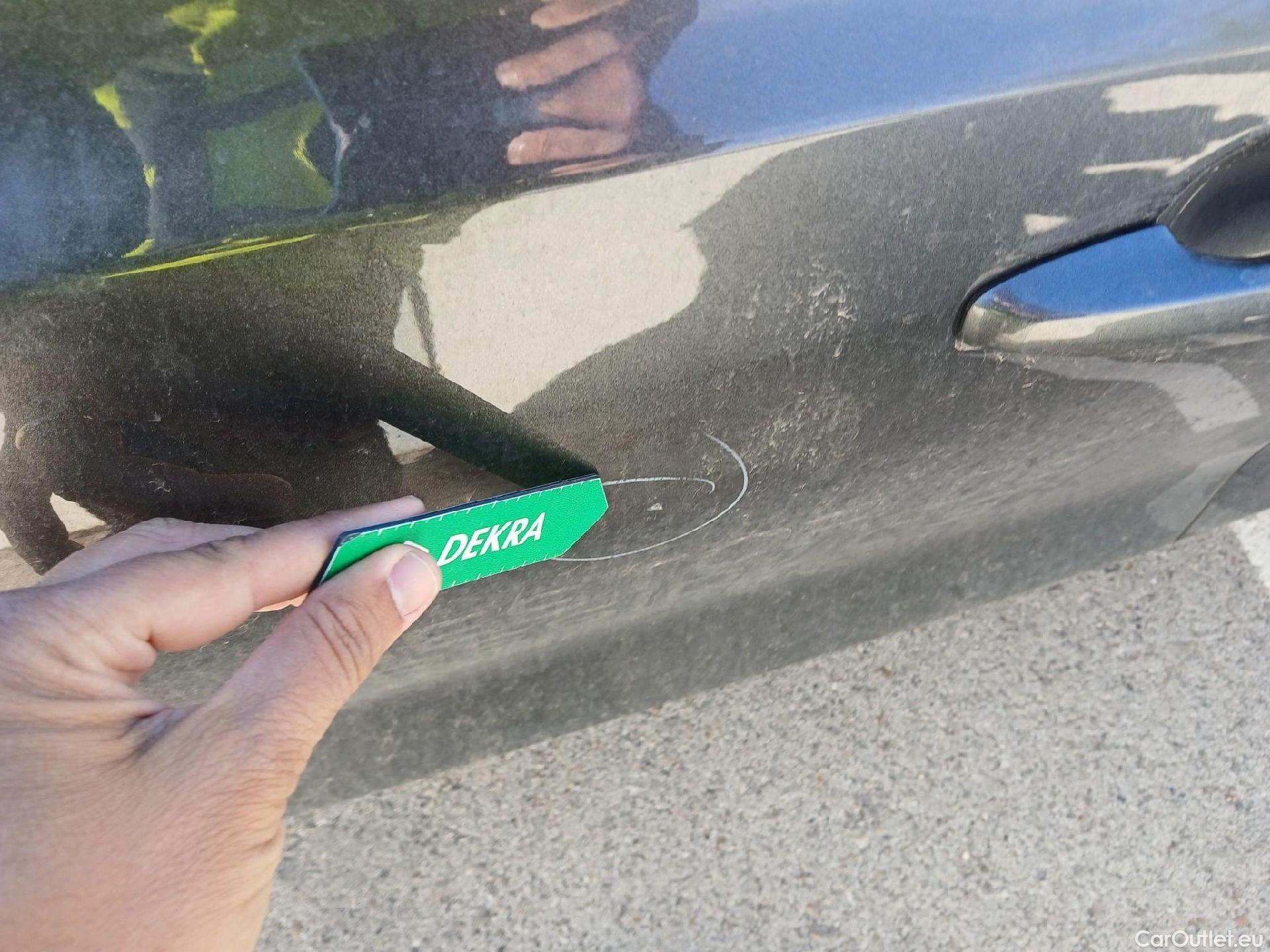  Ford  Focus FORD  / 2018 / 5P / berlina con portón 1.0 Ecoboost MHEV 92kW ST-Line Style SIP (AC) #17