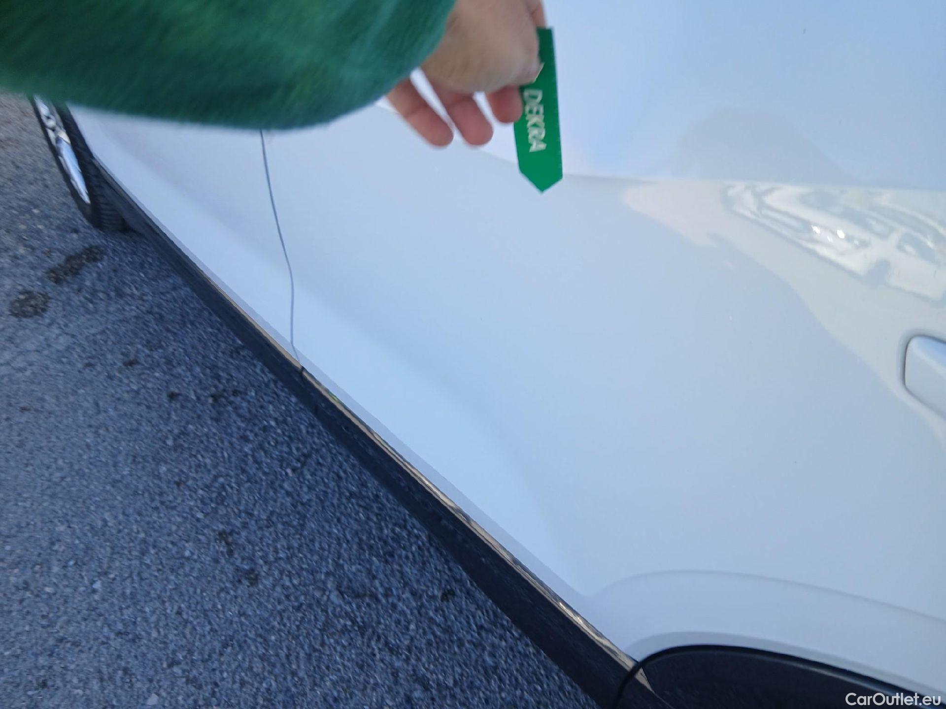  Audi  Q2 AUDI  / 2016 / 5P / todoterreno Design 30 TFSI 85kW (116CV) #10