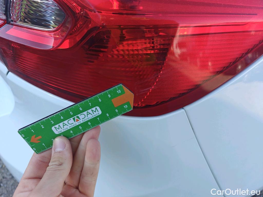  Ford  Fiesta FORD  5p 7G berlina con portón 1.1 Ti-VCT 63kW Trend+ 5p #32