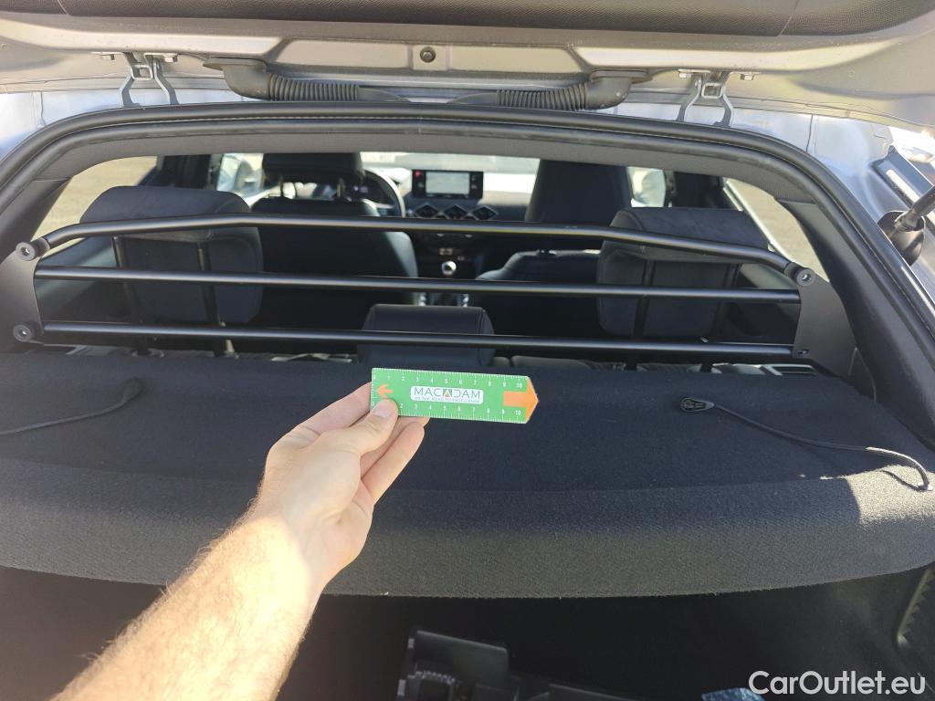  Citroen  DS3 DS DS 3 Crossback / 2018 / 5P / todoterreno BlueHDi 81 kW Manual PERFORMANCE LINE #48