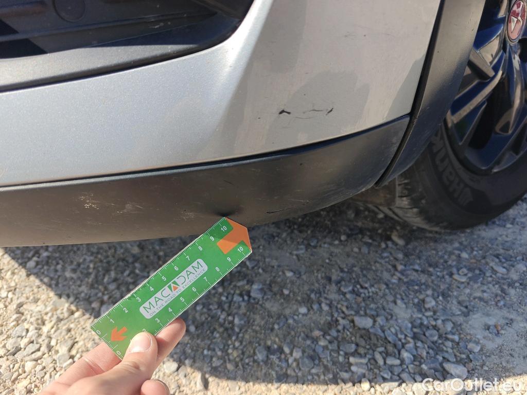  Citroen  DS3 DS DS 3 Crossback / 2018 / 5P / todoterreno BlueHDi 81 kW Manual PERFORMANCE LINE #18