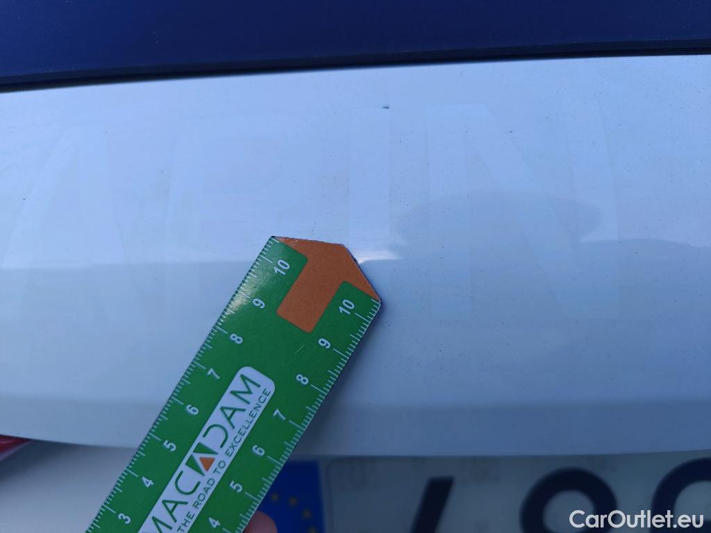  Ford  Fiesta FORD  5p 7G berlina con portón 1.1 Ti-VCT 63kW Trend+ 5p #40