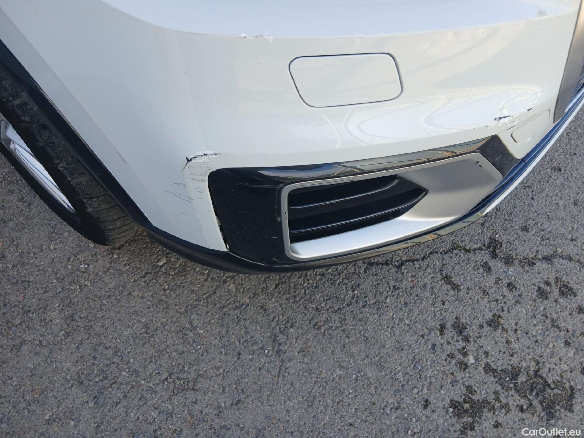  Audi  Q2 AUDI  / 2016 / 5P / todoterreno Design 30 TFSI 85kW (116CV) #6