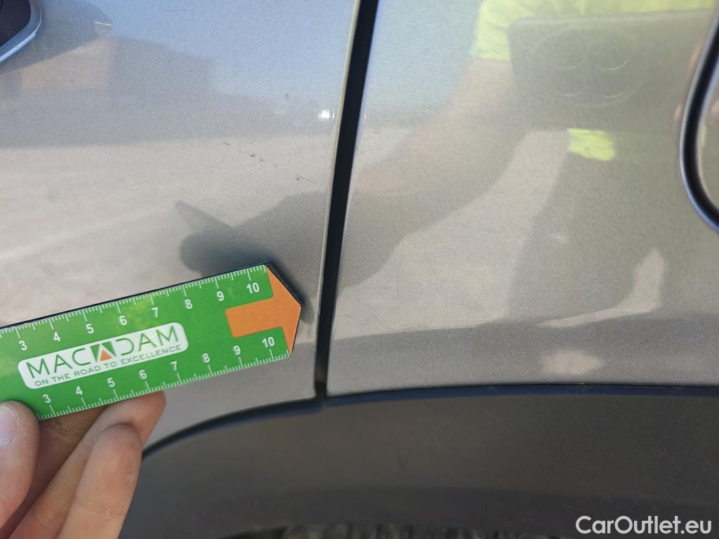  Citroen  DS3 DS DS 3 Crossback / 2018 / 5P / todoterreno BlueHDi 81 kW Manual PERFORMANCE LINE #33