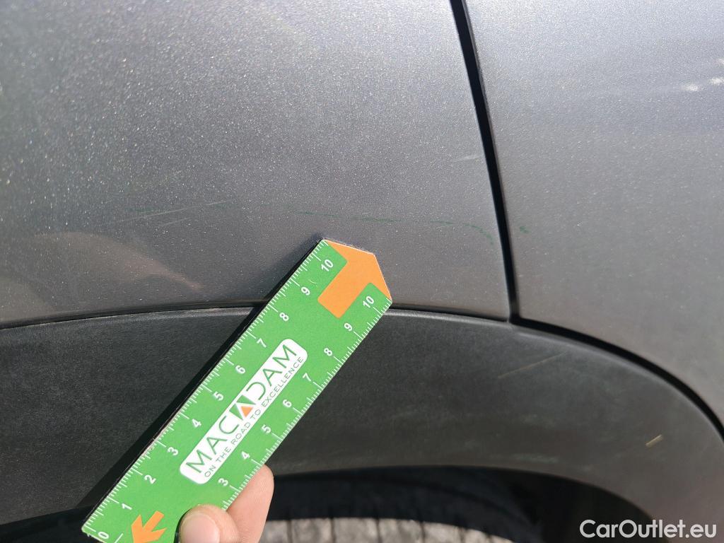  Citroen  DS3 DS DS 3 Crossback / 2018 / 5P / todoterreno BlueHDi 81 kW Manual PERFORMANCE LINE #41