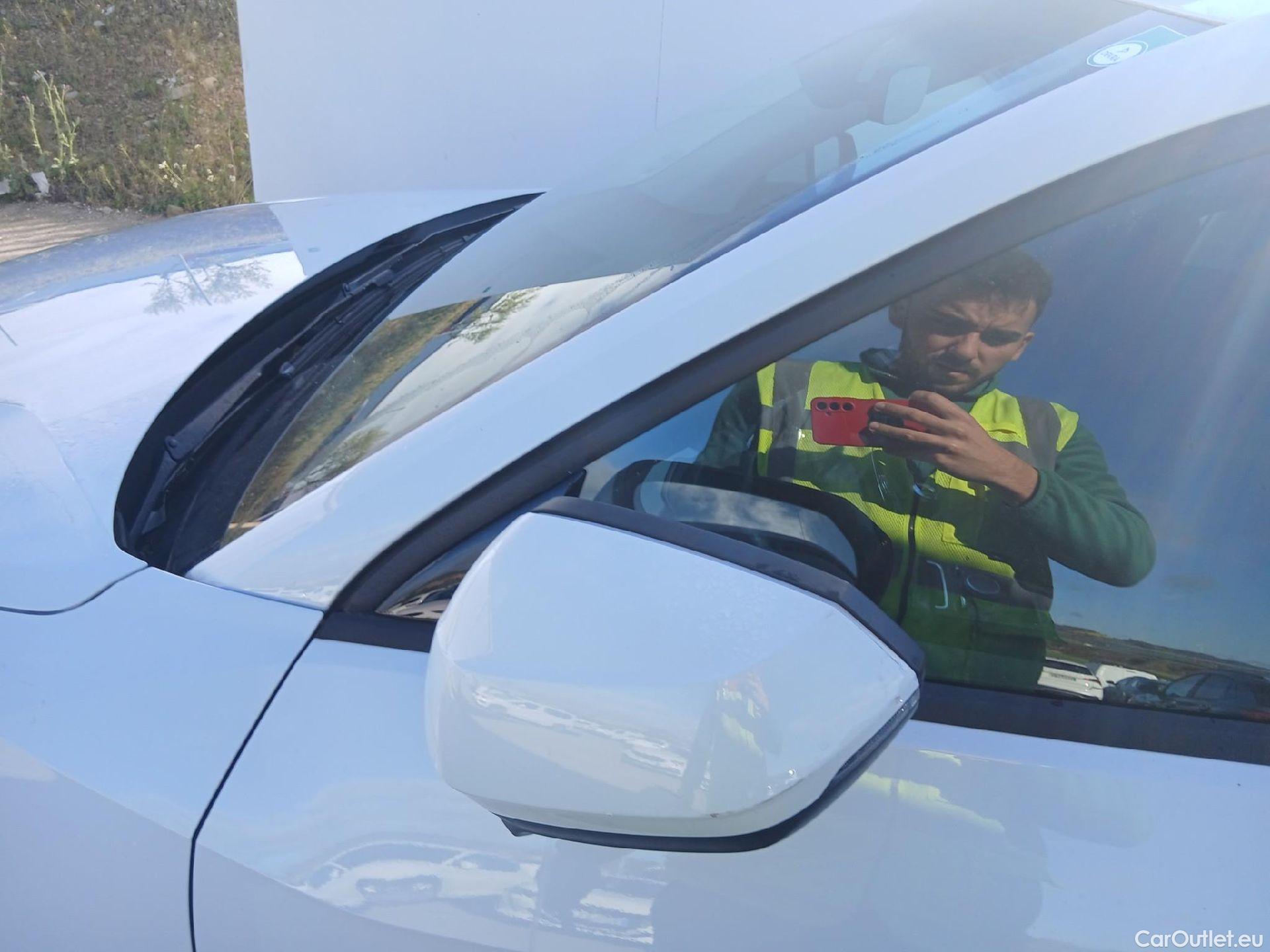  Audi  Q2 AUDI  / 2016 / 5P / todoterreno Design 30 TFSI 85kW (116CV) #7