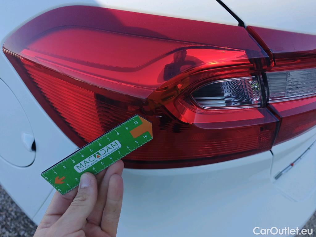  Ford  Fiesta FORD  5p 7G berlina con portón 1.1 Ti-VCT 63kW Trend+ 5p #30