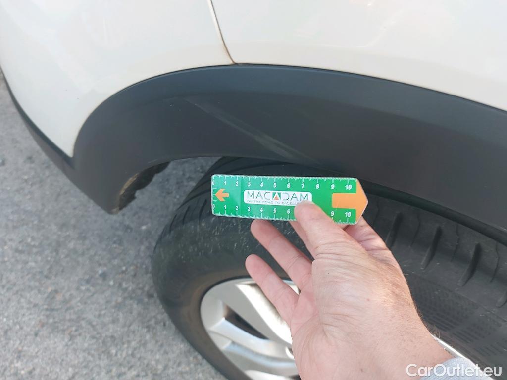  Honda  HR-V HONDA  / 2015 / 5P / todoterreno 1.5 i-VTEC Elegance Navi #28