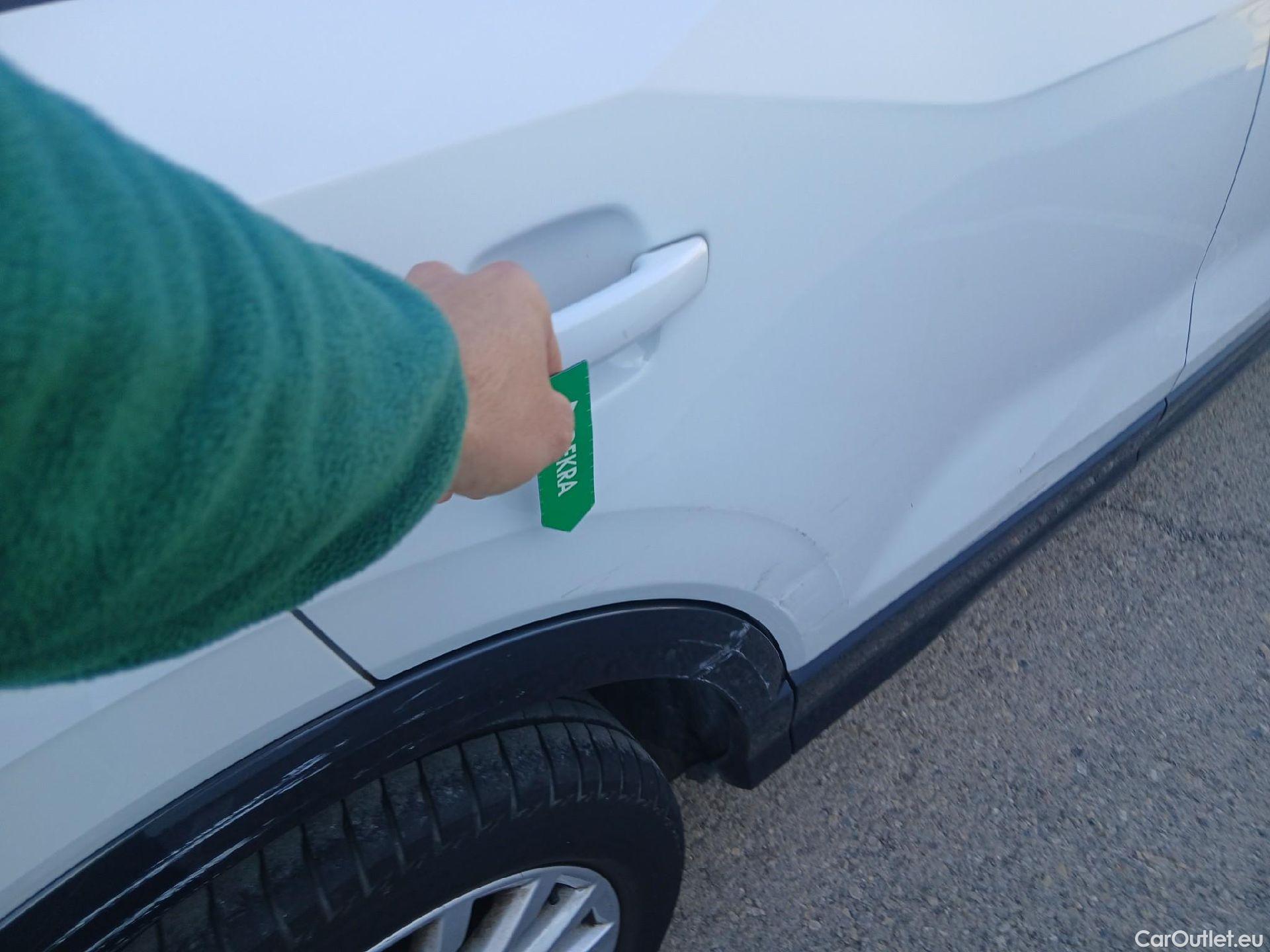  Audi  Q2 AUDI  / 2016 / 5P / todoterreno Design 30 TFSI 85kW (116CV) #23