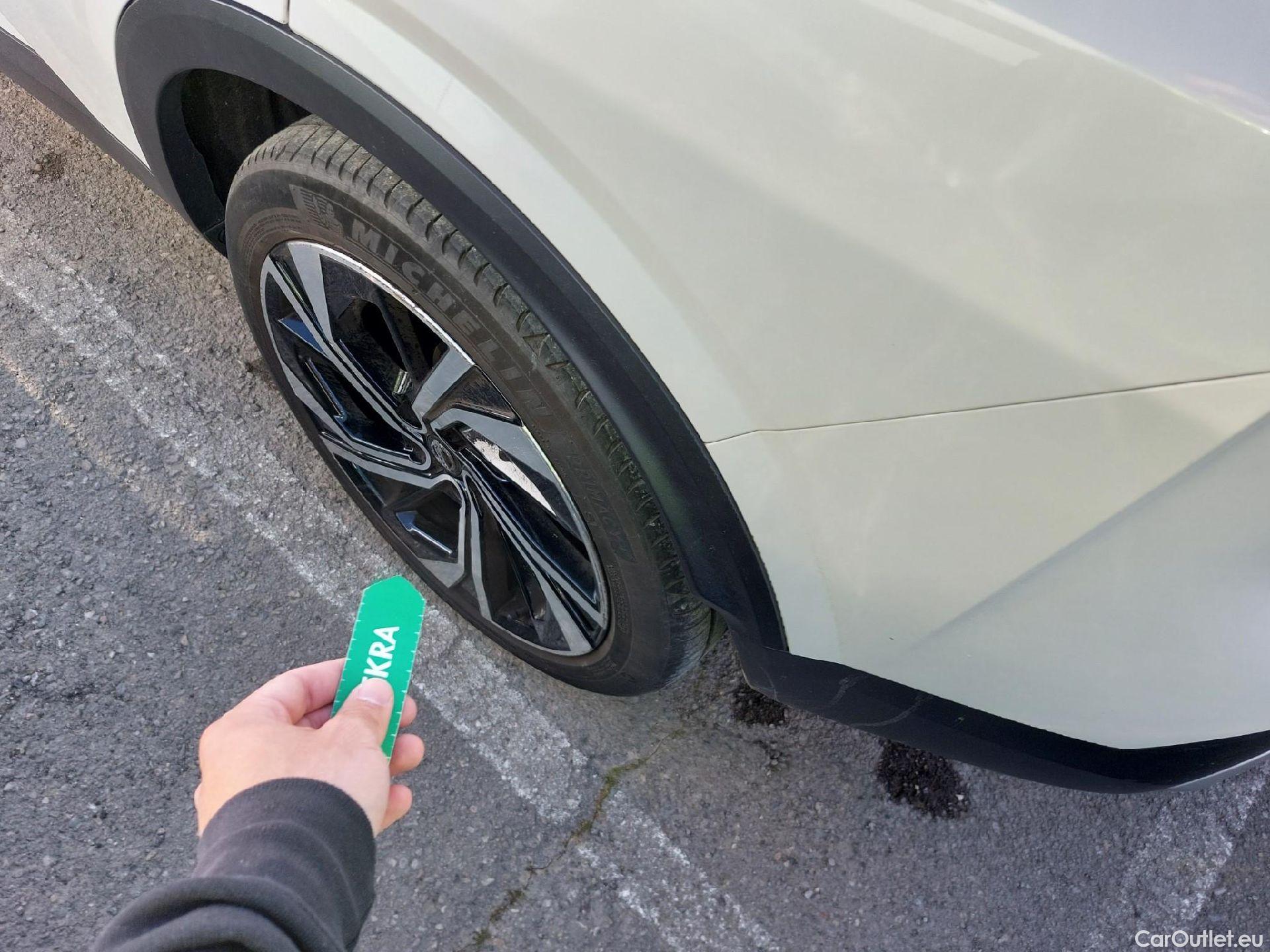  Nissan  Qashqai NISSAN  / 2021 / 5P / todoterreno DIG-T 116kW (158CV) mHEV Xtronic Tekna+ #8