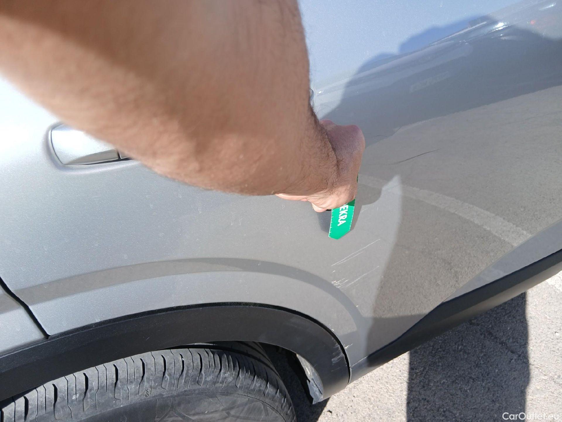  Nissan  Qashqai NISSAN  / 2021 / 5P / todoterreno DIG-T 116kW (158CV) mHEV Xtronic Acenta (AC8) #20