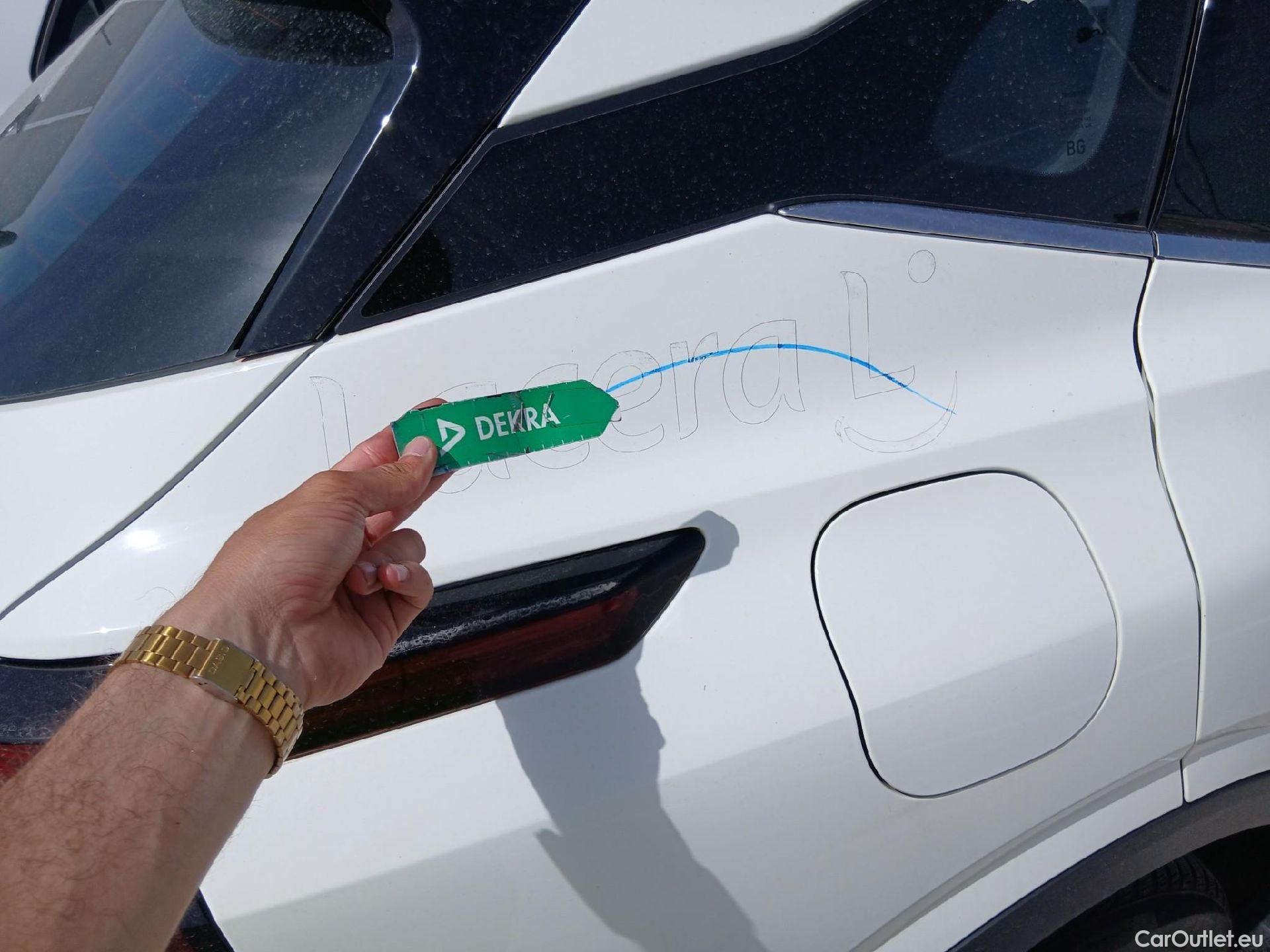  Nissan  Qashqai NISSAN  / 2021 / 5P / todoterreno DIG-T 103kW (140CV) mHEV 4x2 Acenta #24