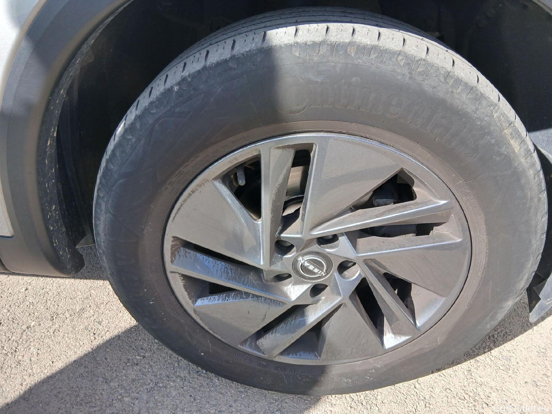  Nissan  Qashqai NISSAN  / 2021 / 5P / todoterreno DIG-T 116kW (158CV) mHEV Xtronic Acenta (AC8) #27