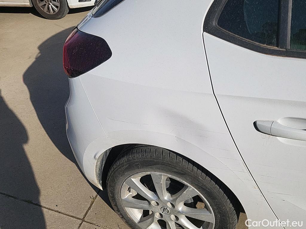  Opel  Corsa OPEL  / 2019 / 5P / berlina con portón 1.2 XEL 55kW (75CV) Edition #5