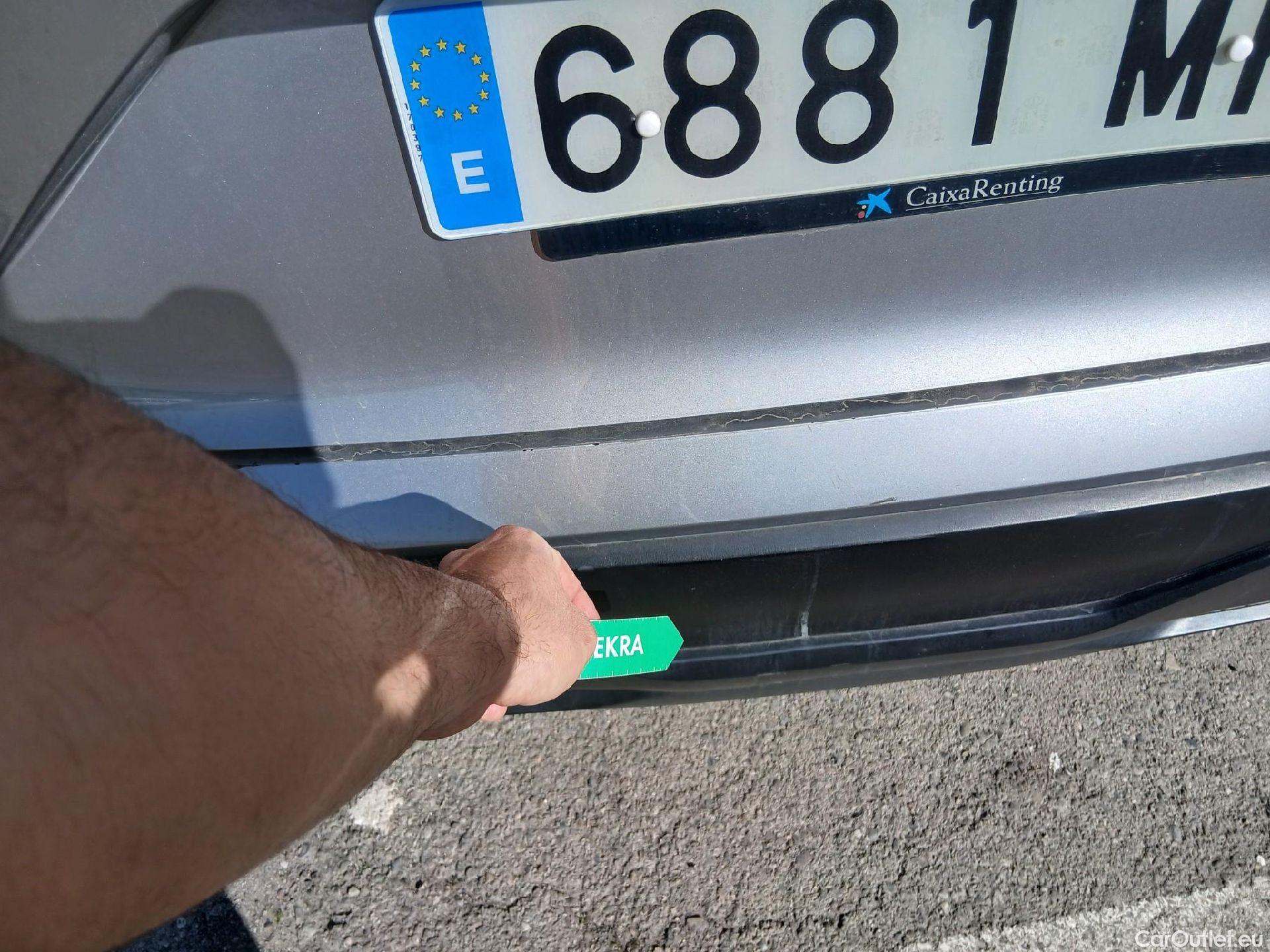  Nissan  Qashqai NISSAN  / 2021 / 5P / todoterreno DIG-T 116kW (158CV) mHEV Xtronic Acenta (AC8) #18