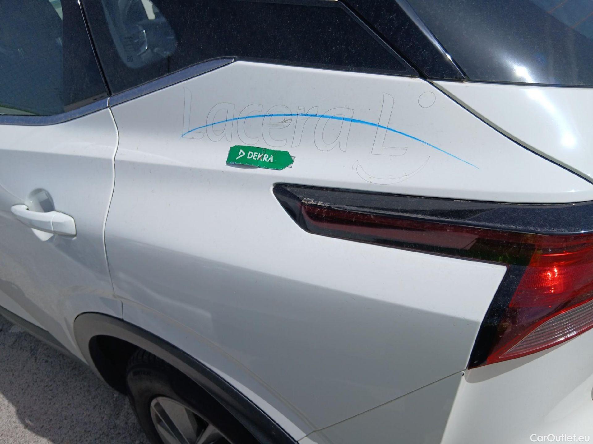  Nissan  Qashqai NISSAN  / 2021 / 5P / todoterreno DIG-T 103kW (140CV) mHEV 4x2 Acenta #18