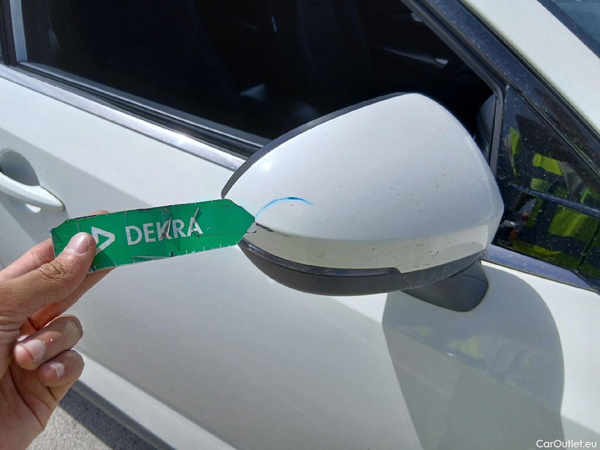  Nissan  Qashqai NISSAN  / 2021 / 5P / todoterreno DIG-T 103kW (140CV) mHEV 4x2 Acenta #28