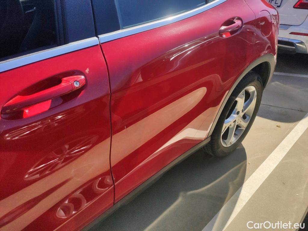  Mercedes  GLA MERCEDES-BENZ Clase  / 2017 / 5P / todoterreno  180 #5