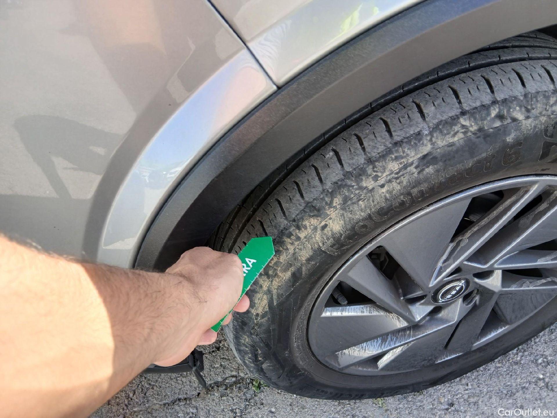  Nissan  Qashqai NISSAN  / 2021 / 5P / todoterreno DIG-T 116kW (158CV) mHEV Xtronic Acenta (AC8) #8