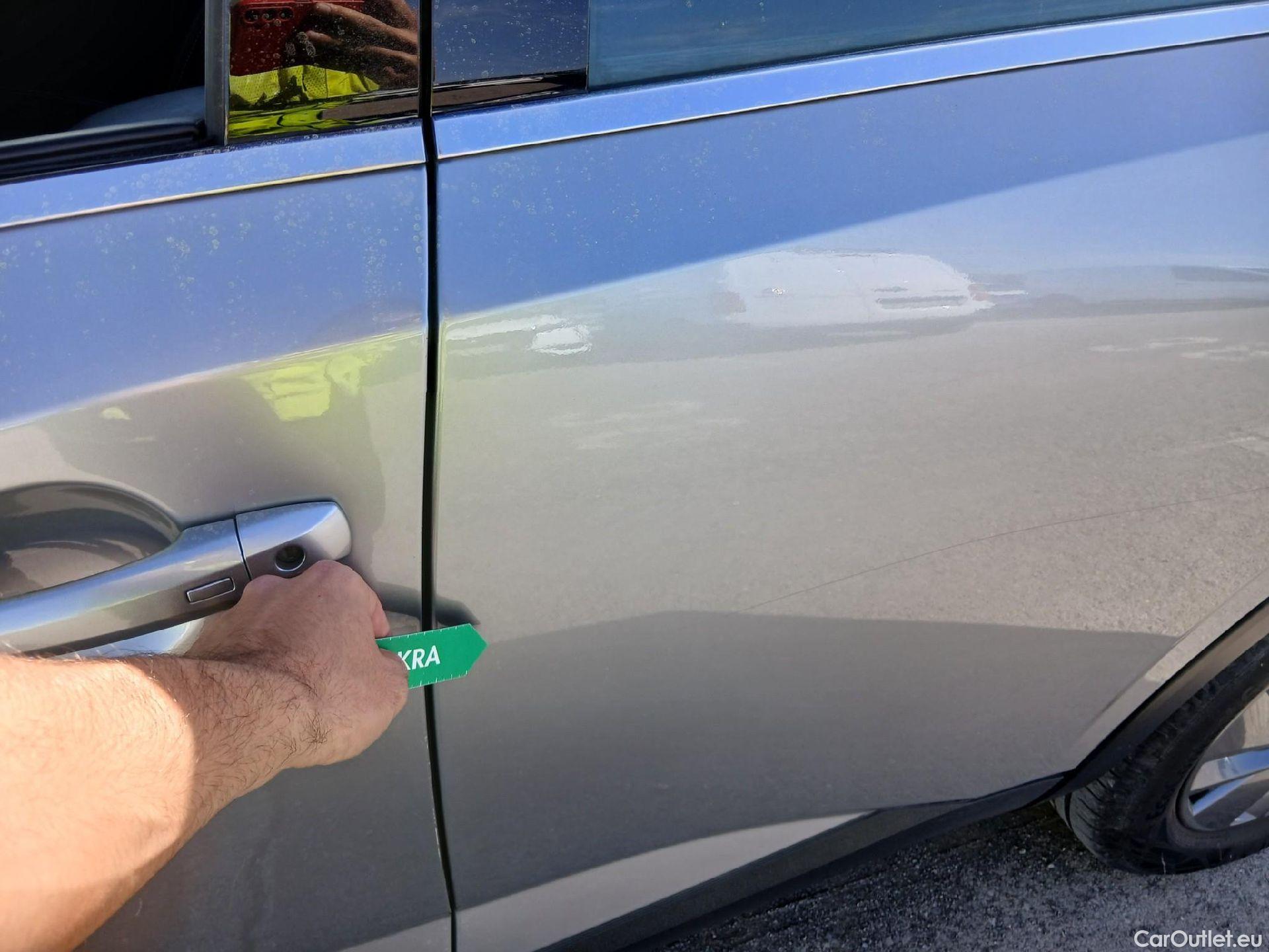  Nissan  Qashqai NISSAN  / 2021 / 5P / todoterreno DIG-T 116kW (158CV) mHEV Xtronic Acenta (AC8) #11