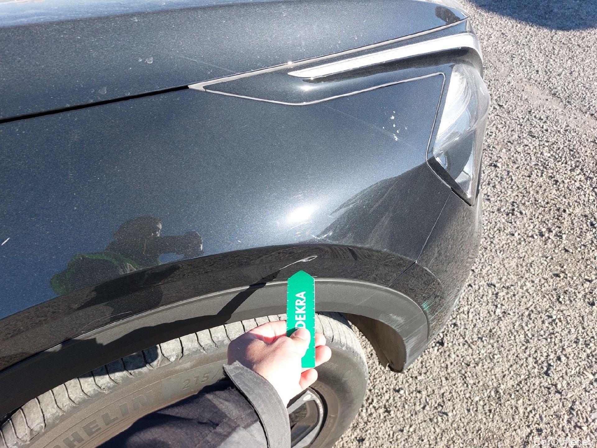  KIA  Sportage KIA  / 2022 / 5P / todoterreno 1.6 T-GDi 110kW (150CV) Drive 4x2 #32