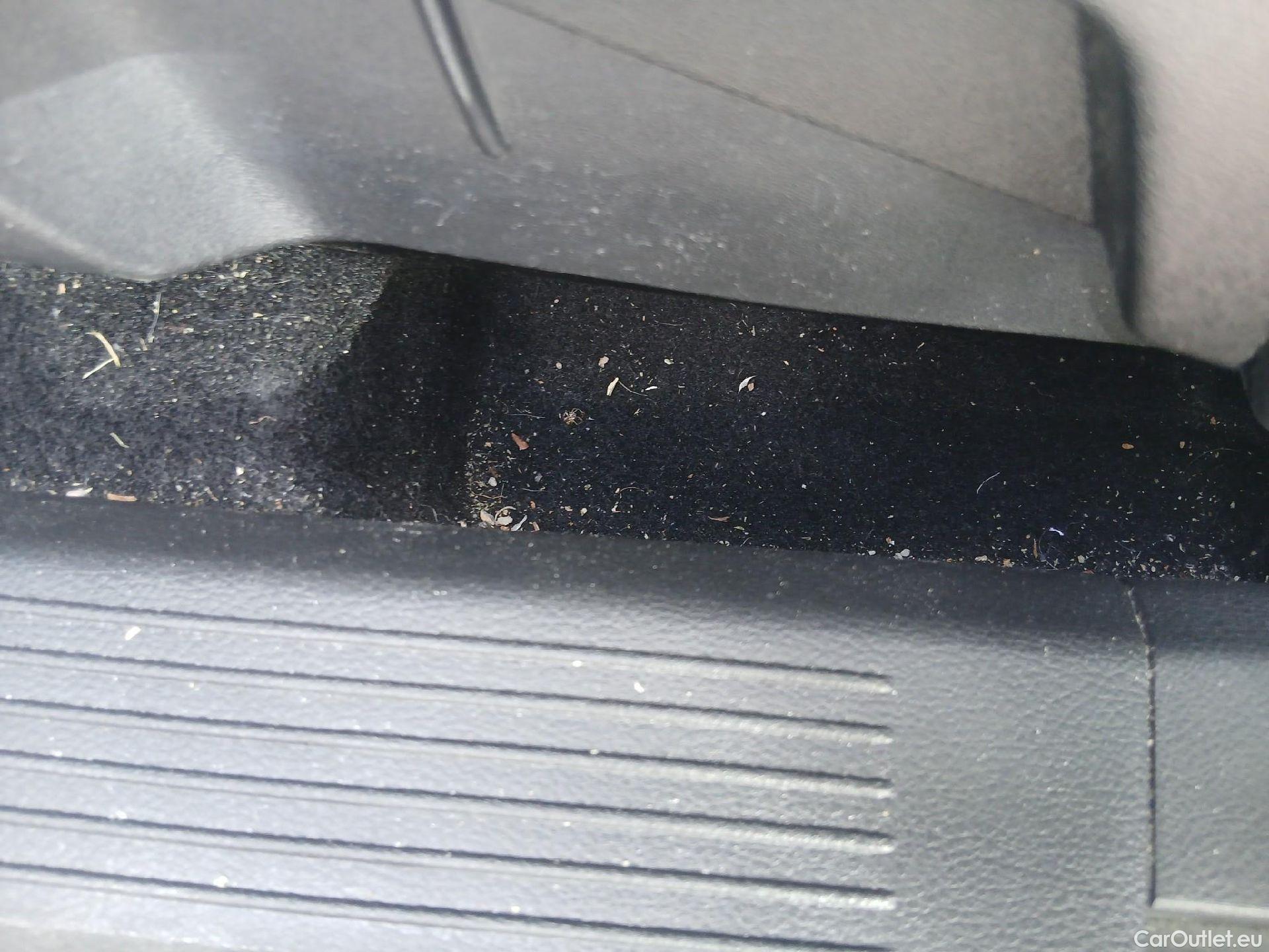  Nissan  Qashqai NISSAN  / 2021 / 5P / todoterreno DIG-T 103kW (140CV) mHEV 4x2 Acenta #10