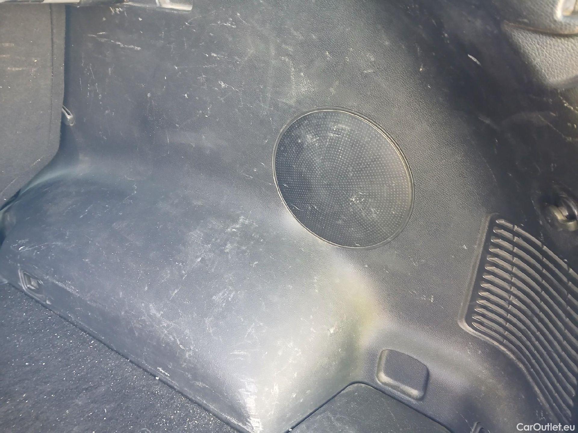  KIA  Sportage KIA  / 2018 / 5P / todoterreno 1.6 MHEV Drive Plus 100kW (136CV) 4x2 #16