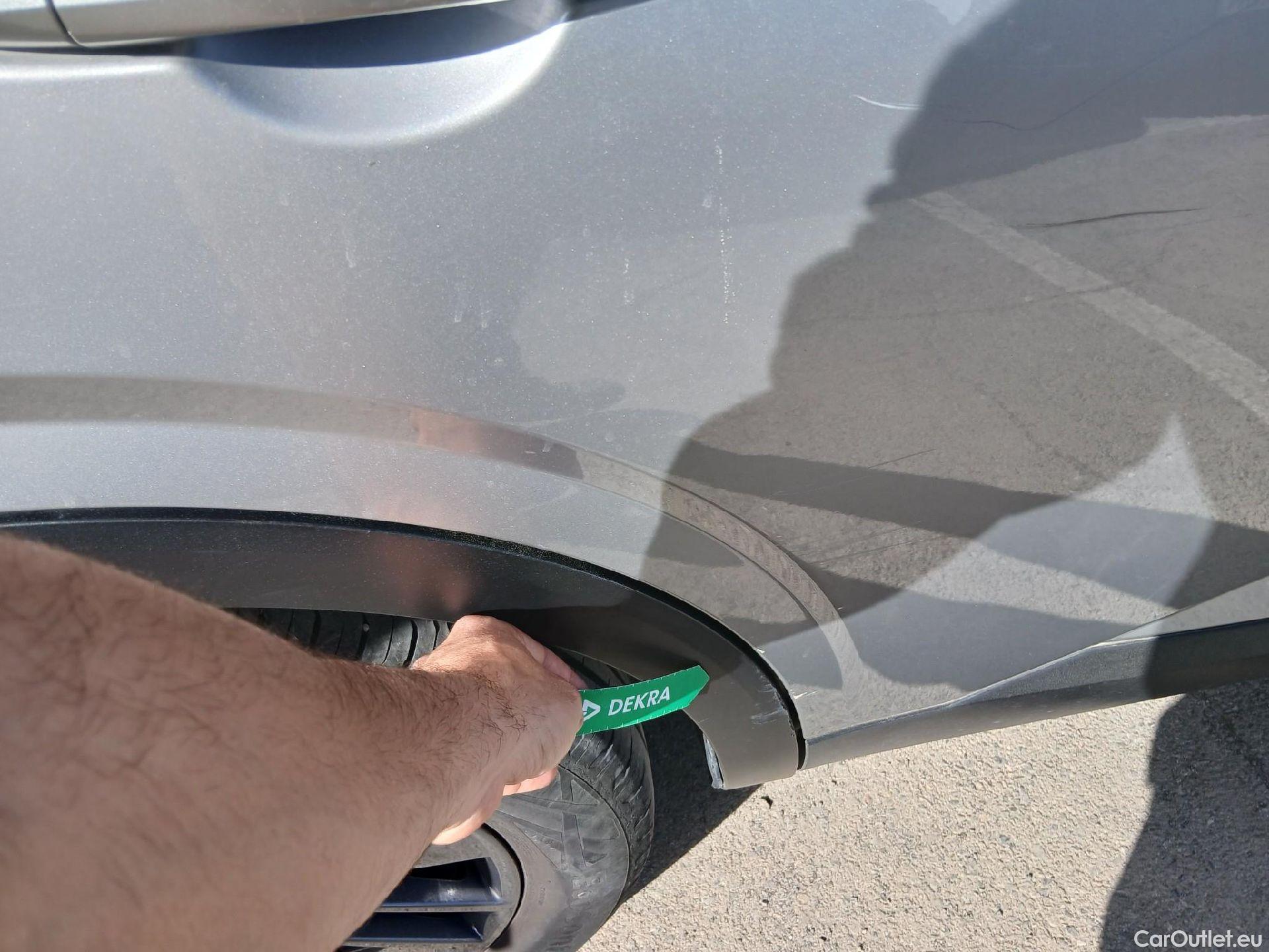  Nissan  Qashqai NISSAN  / 2021 / 5P / todoterreno DIG-T 116kW (158CV) mHEV Xtronic Acenta (AC8) #22