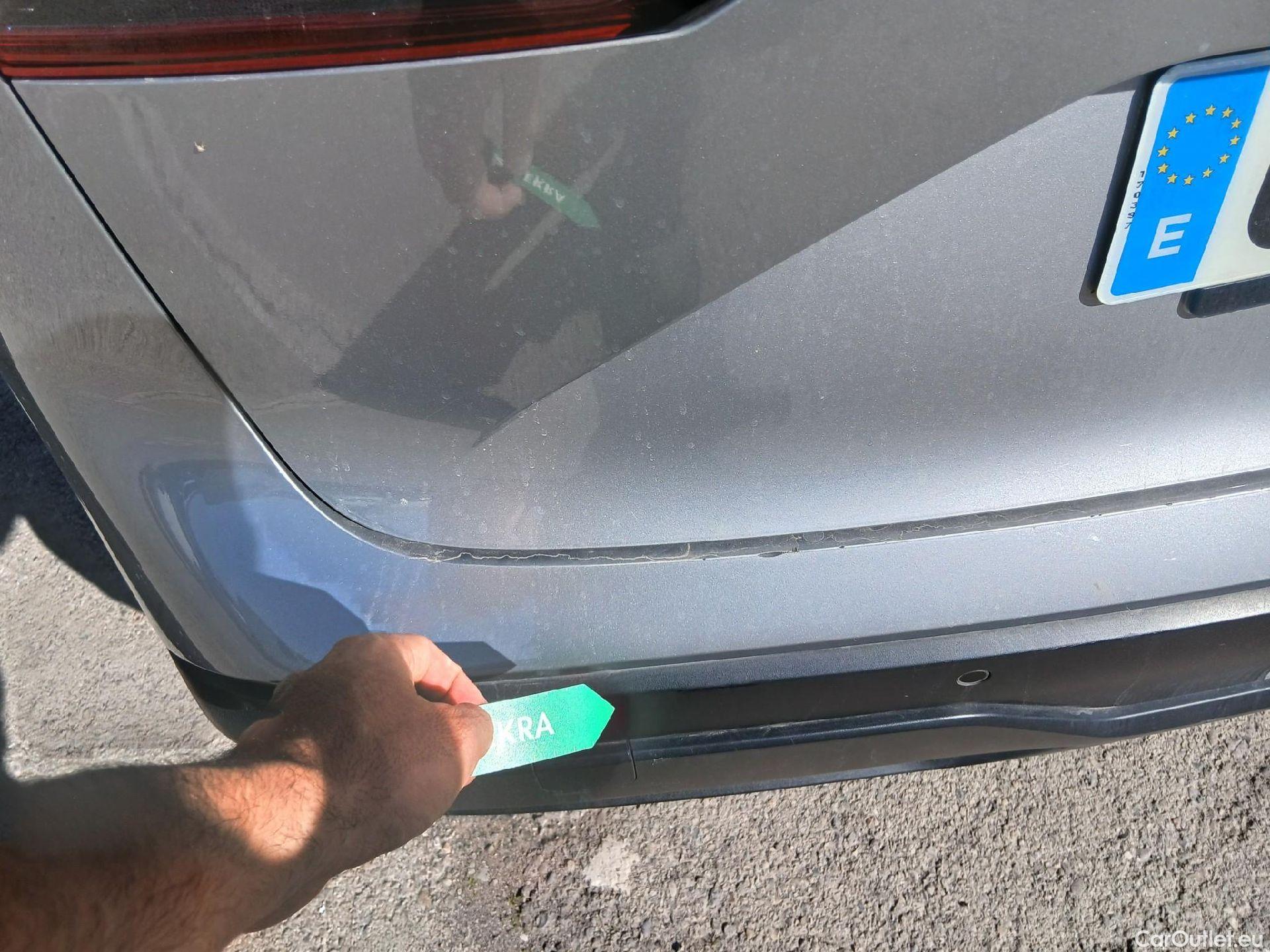  Nissan  Qashqai NISSAN  / 2021 / 5P / todoterreno DIG-T 116kW (158CV) mHEV Xtronic Acenta (AC8) #15