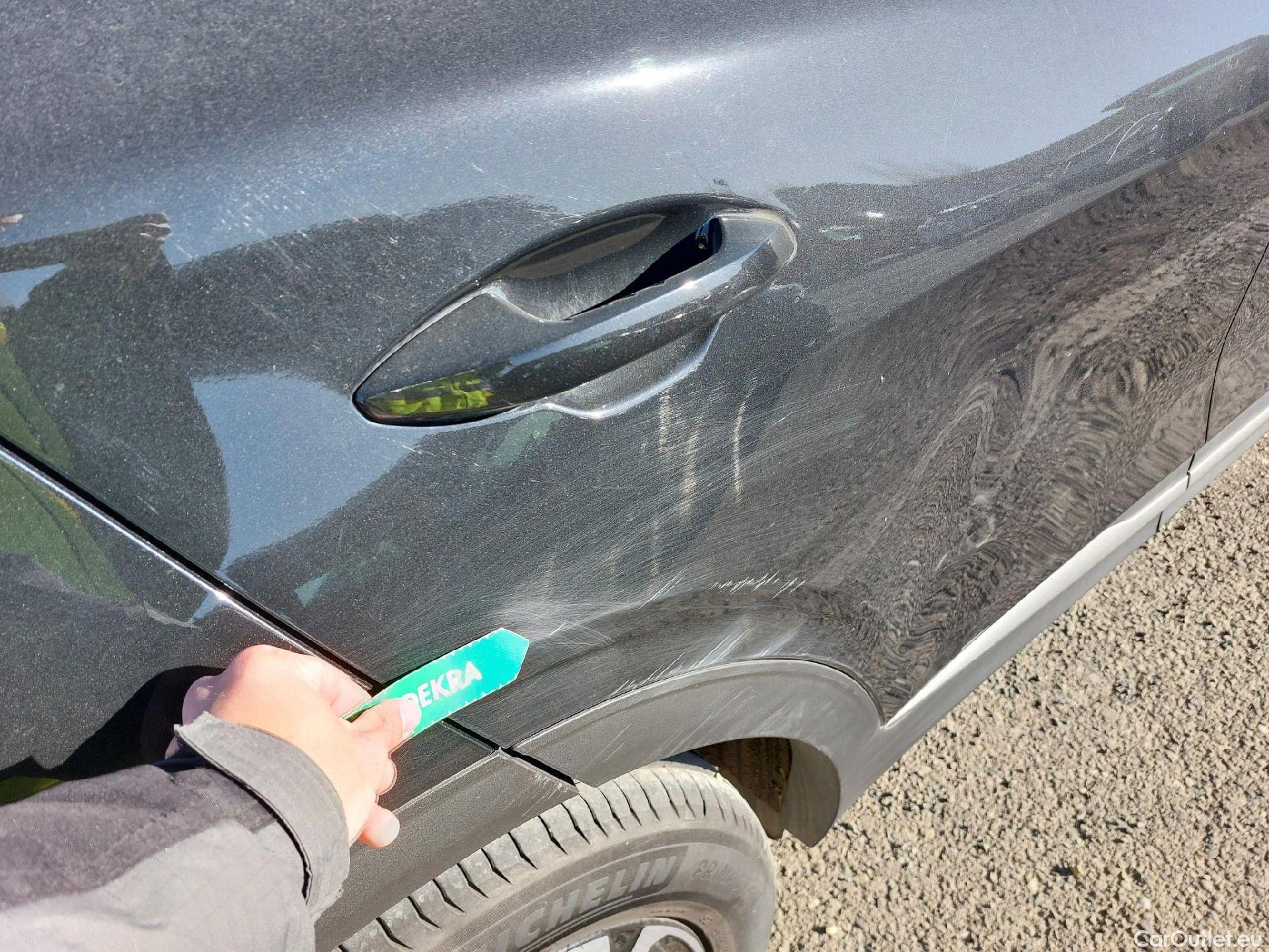  KIA  Sportage KIA  / 2022 / 5P / todoterreno 1.6 T-GDi 110kW (150CV) Drive 4x2 #24