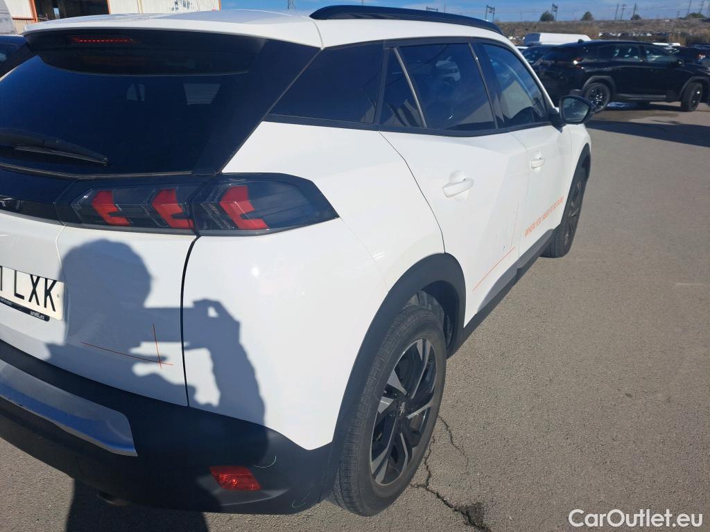  Peugeot  2008 PEUGEOT  / 2019 / 5P / todoterreno Allure BlueHDI 81kW (110CV) #6