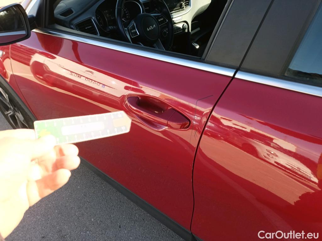  KIA  XCeed KIA  / 2019 / 5P / todoterreno 1.0 T-GDi Drive 88kW (120CV) #3