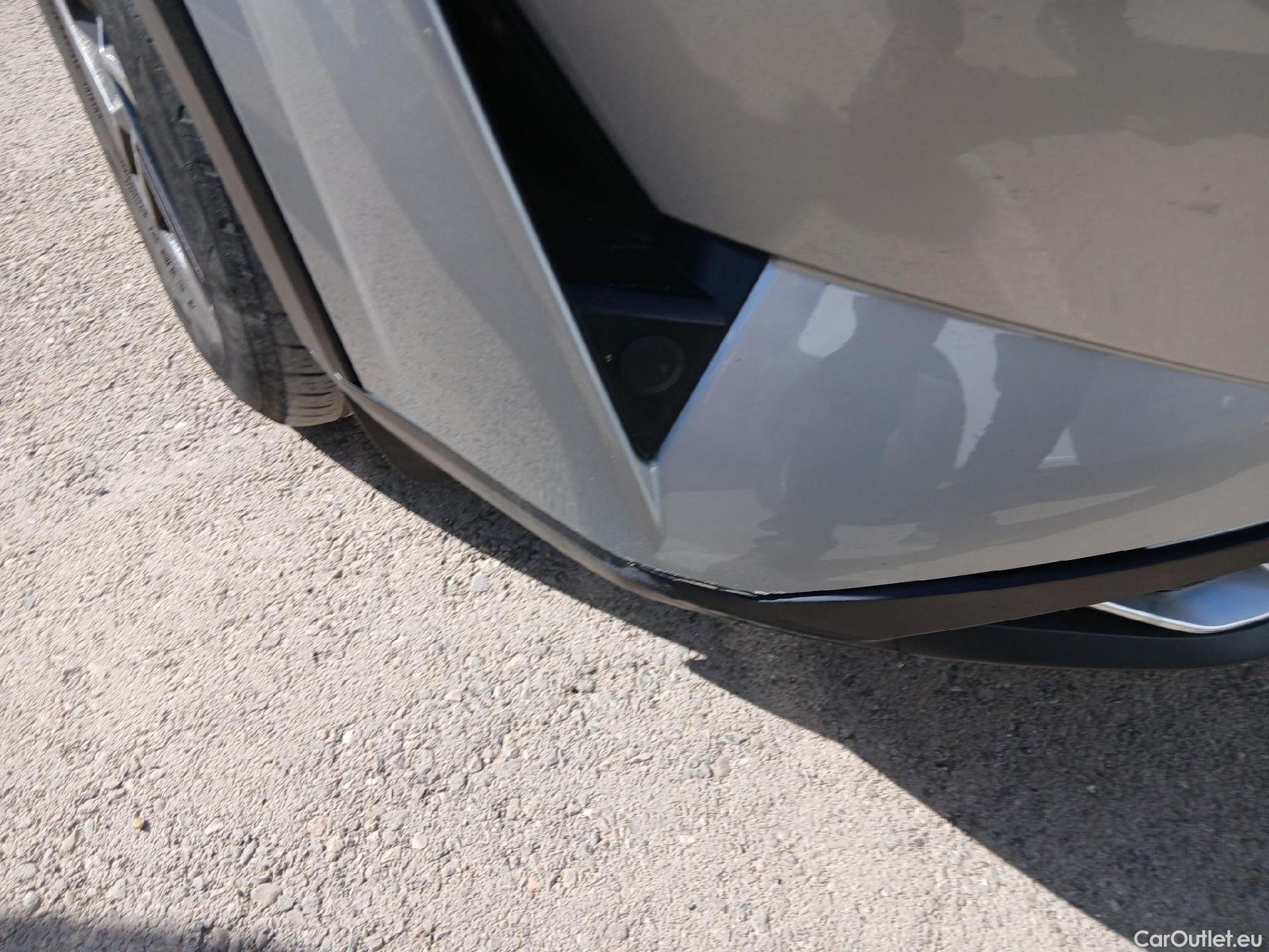  Nissan  Qashqai NISSAN  / 2021 / 5P / todoterreno DIG-T 116kW (158CV) mHEV Xtronic Acenta (AC8) #2