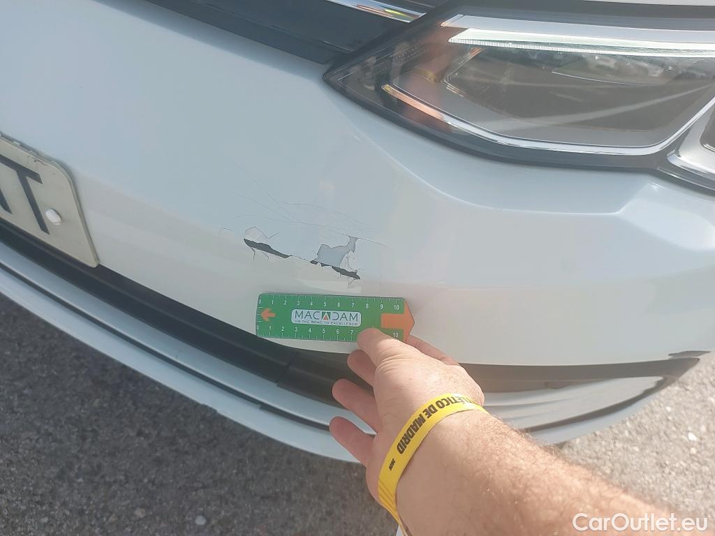  Volkswagen  Golf  VOLKSWAGEN / 2020 / 5P / berlina con portón 2.0 TDI 85kW (115CV) #28