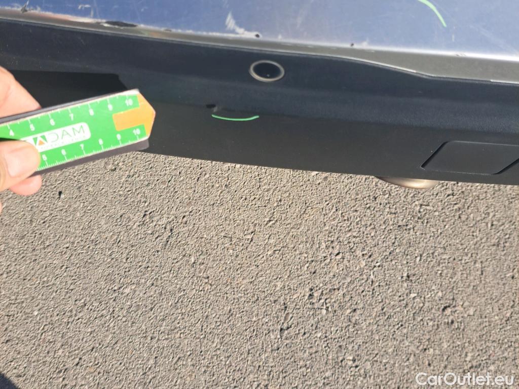  Peugeot  2008 PEUGEOT  / 2019 / 5P / todoterreno Allure BlueHDI 81kW (110CV) #12