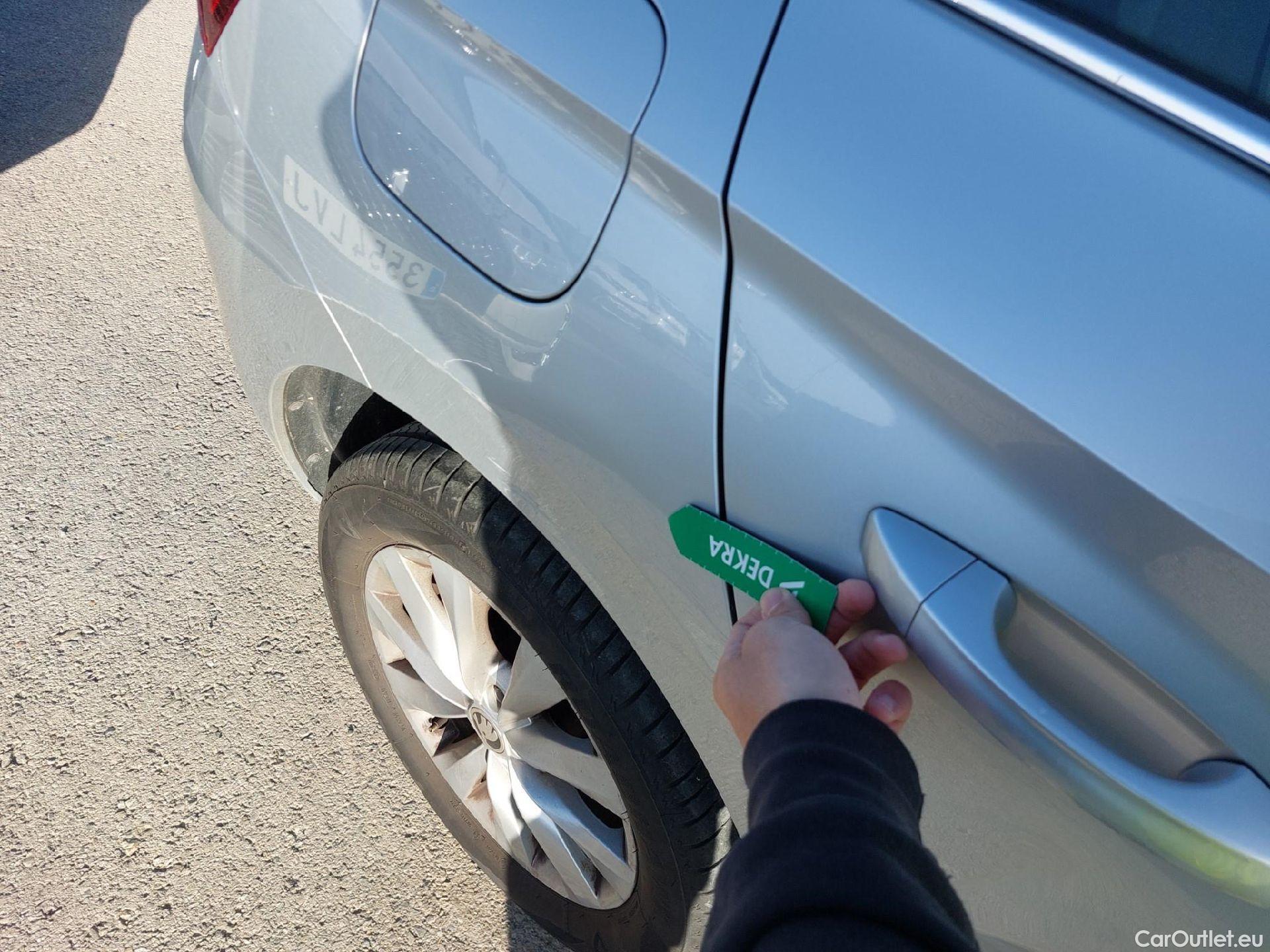  Skoda  KAMIQ SKODA  / 2019 / 5P / todoterreno 1.0 TSI 81kW (110CV) Emotion #33