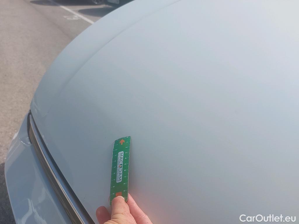  Volkswagen  Golf  VOLKSWAGEN / 2020 / 5P / berlina con portón 2.0 TDI 85kW (115CV) #8