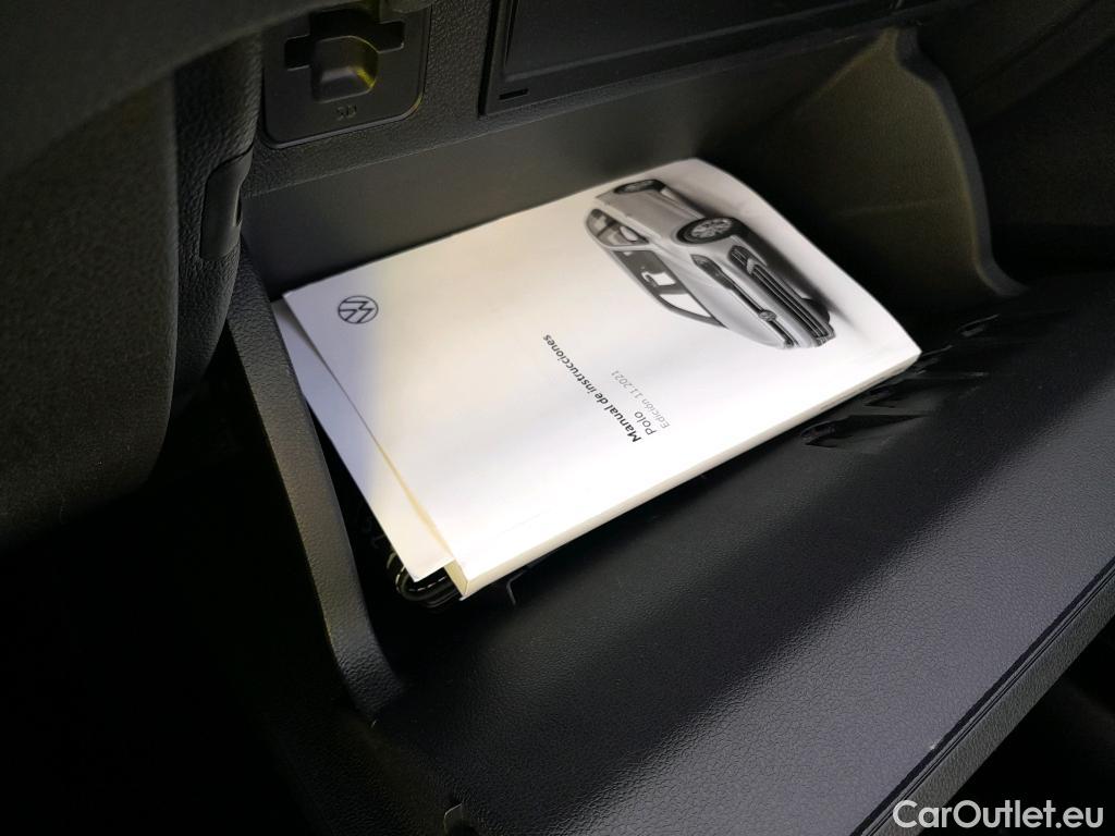  Volkswagen  Polo VOLKSWAGEN  / 2021 / 5P / berlina con portón Life 1.0 TSI 70kW (95CV) (AC) #10