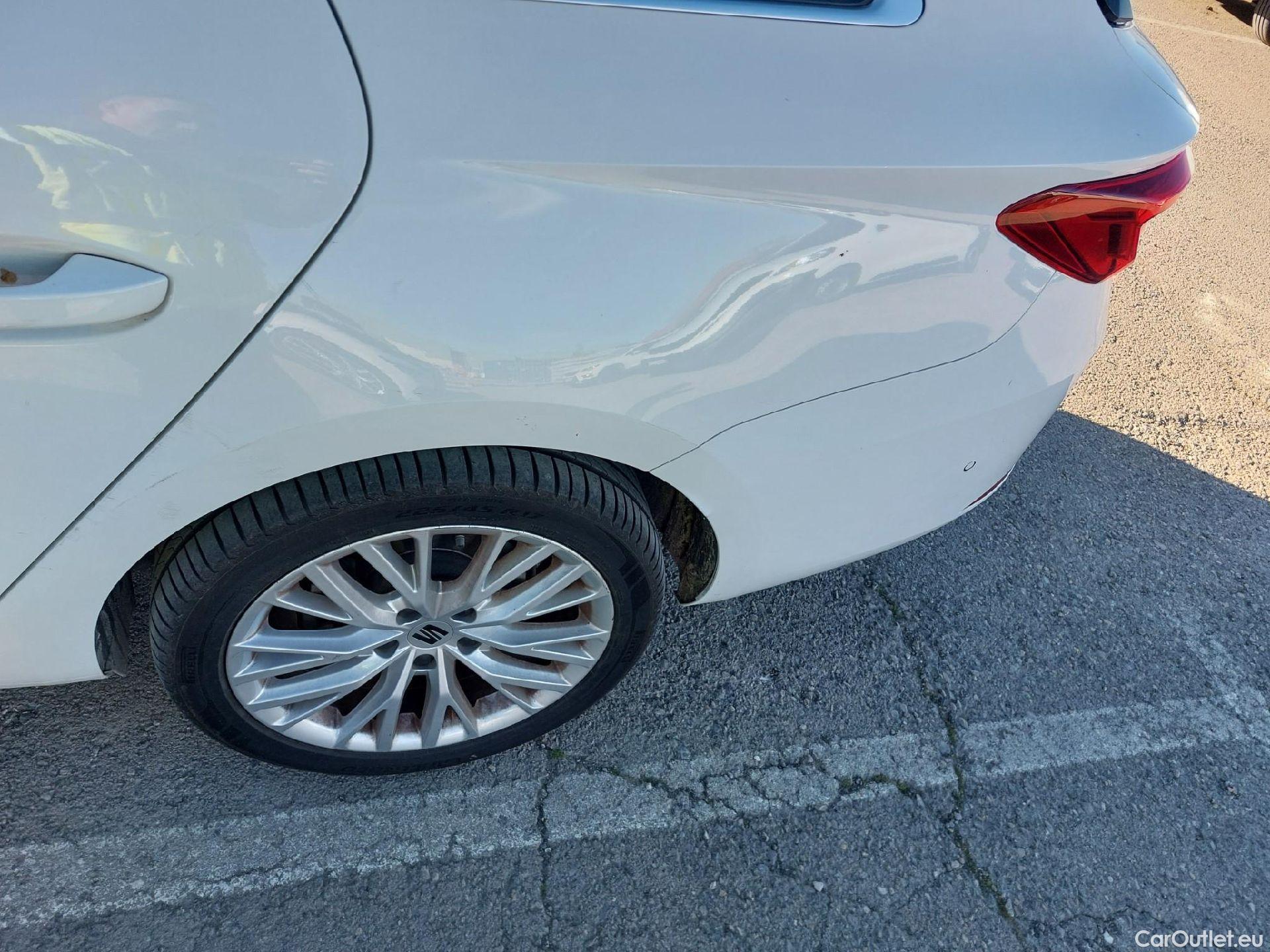  Seat  Leon SEAT Nuevo León / 2020 / 5P / familiar SP 1.4 e-Hybrid DSG S&S Xcellence Go L #14