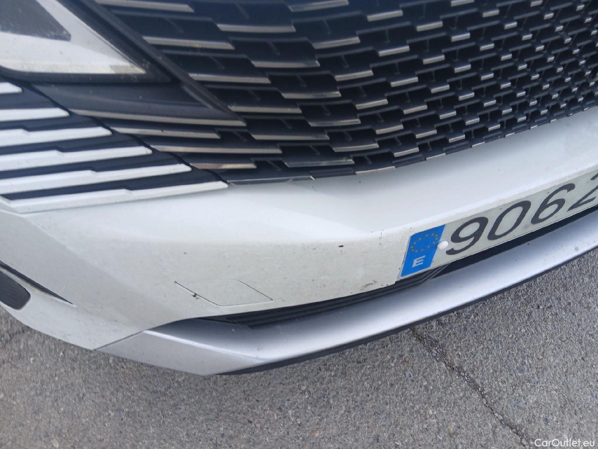  Peugeot  3008 PEUGEOT  / 2020 / 5P / todoterreno 1.5 BlueHDi 96kW S&S GT EAT8 #2