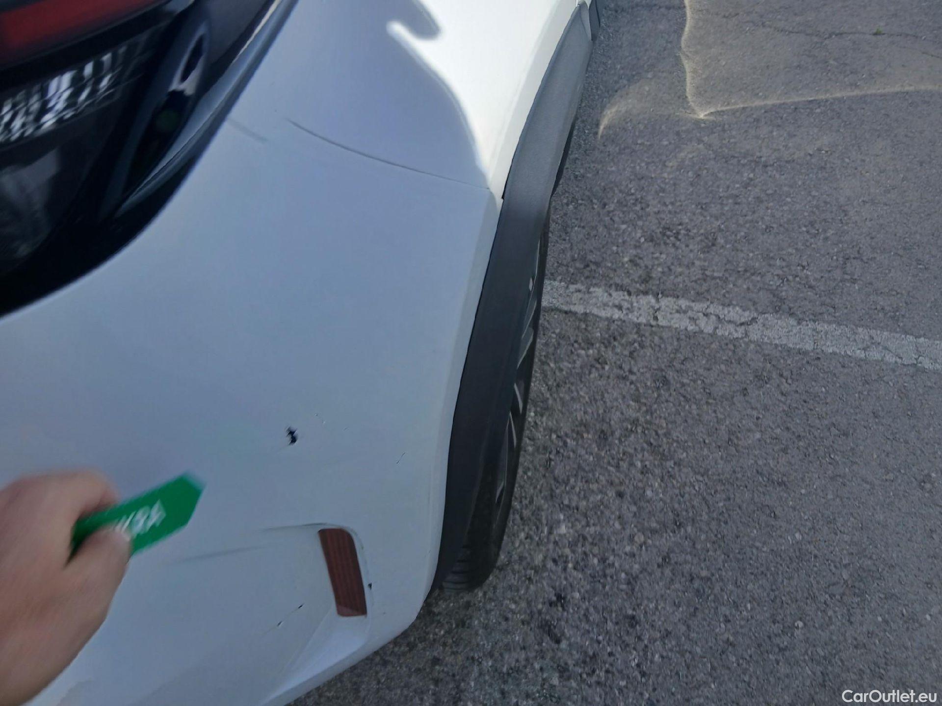  Toyota  Yaris Cross TOYOTA  / 2021 / 5P / todoterreno 1.5 120H Active Tech #16