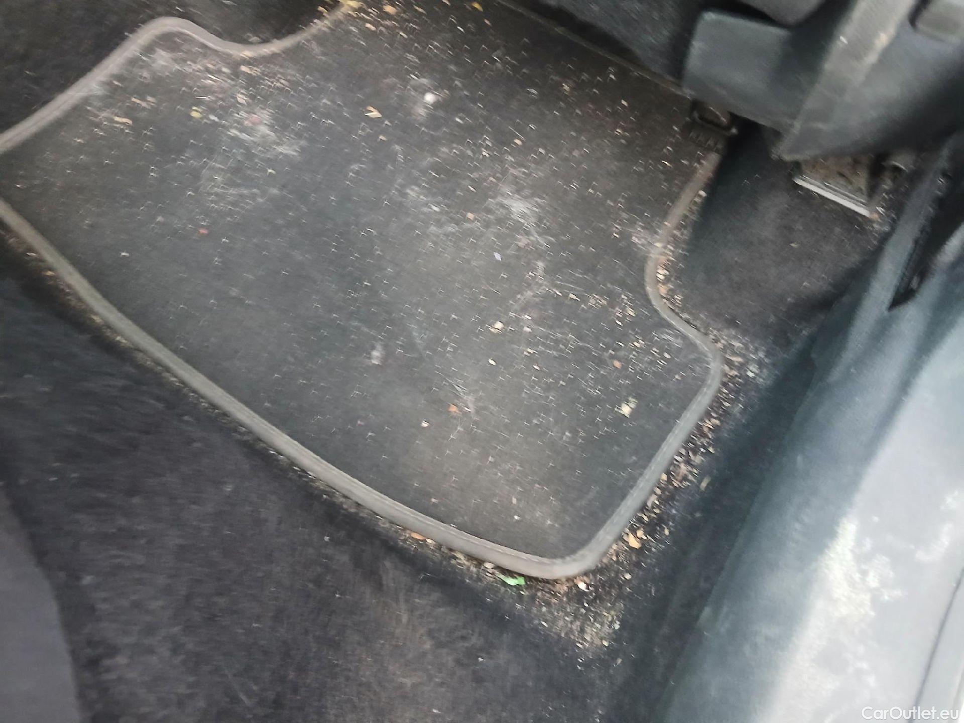  Seat  ATECA SEAT  / 2016 / 5P / todoterreno 1.5 TSI 110kW DSG S&S Style XL(SP) #24