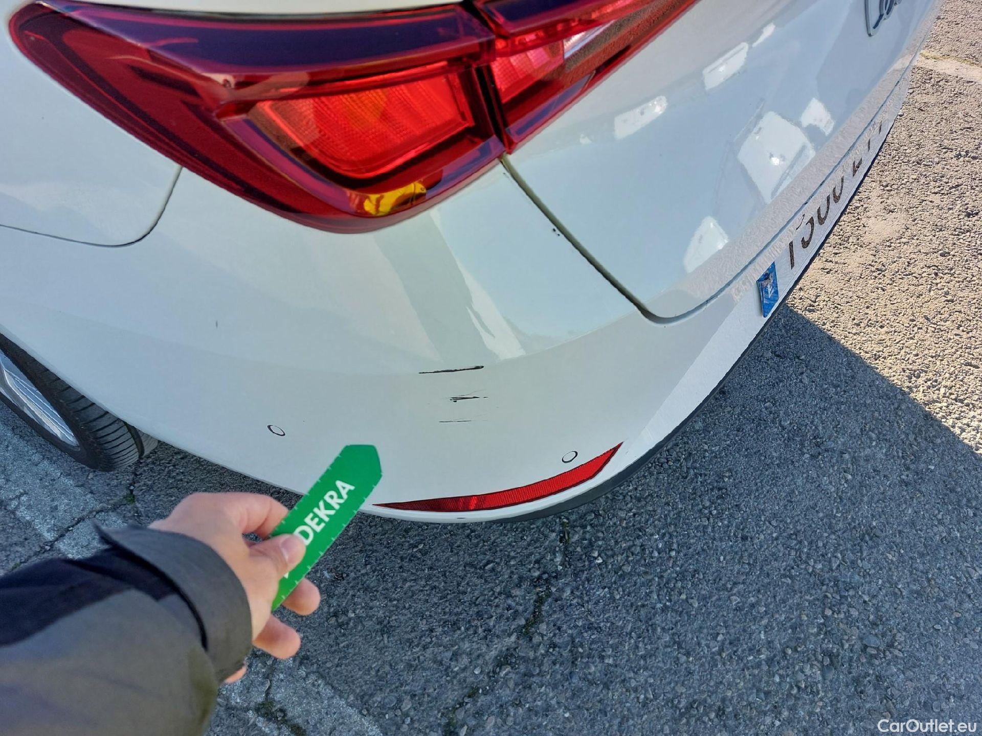  Seat  Leon SEAT Nuevo León / 2020 / 5P / familiar SP 1.4 e-Hybrid DSG S&S Xcellence Go L #16