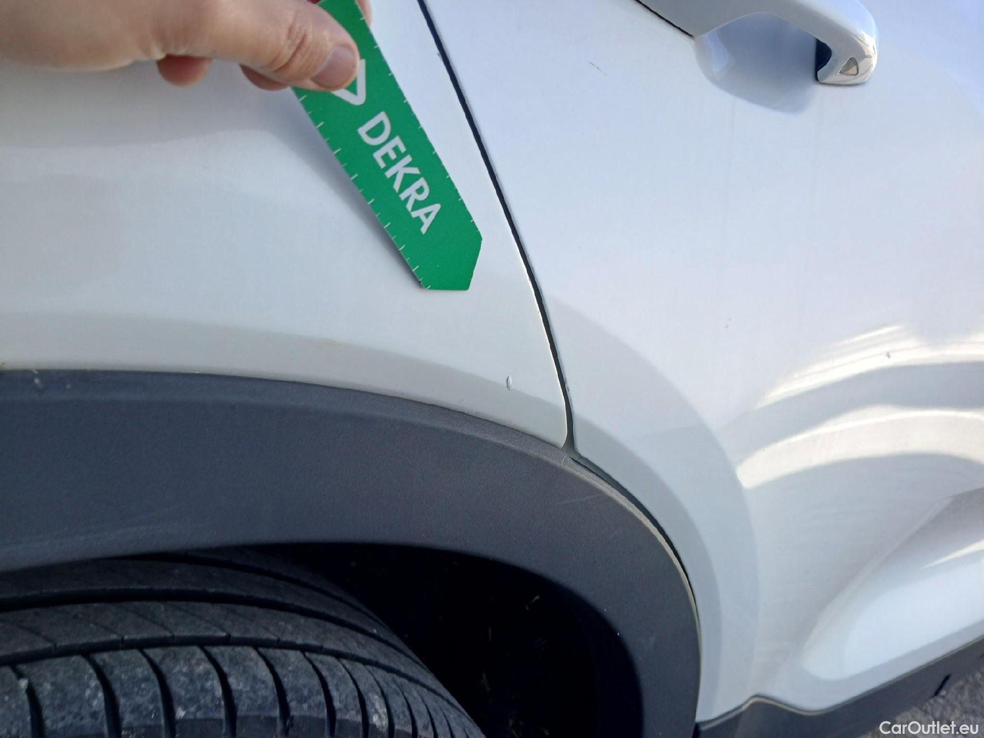  Volvo  XC 40 VOLVO XC40 todoterreno 1.5 T5 Twin Recharge Inscription Ex Auto 260 CV 10 kWh  #32