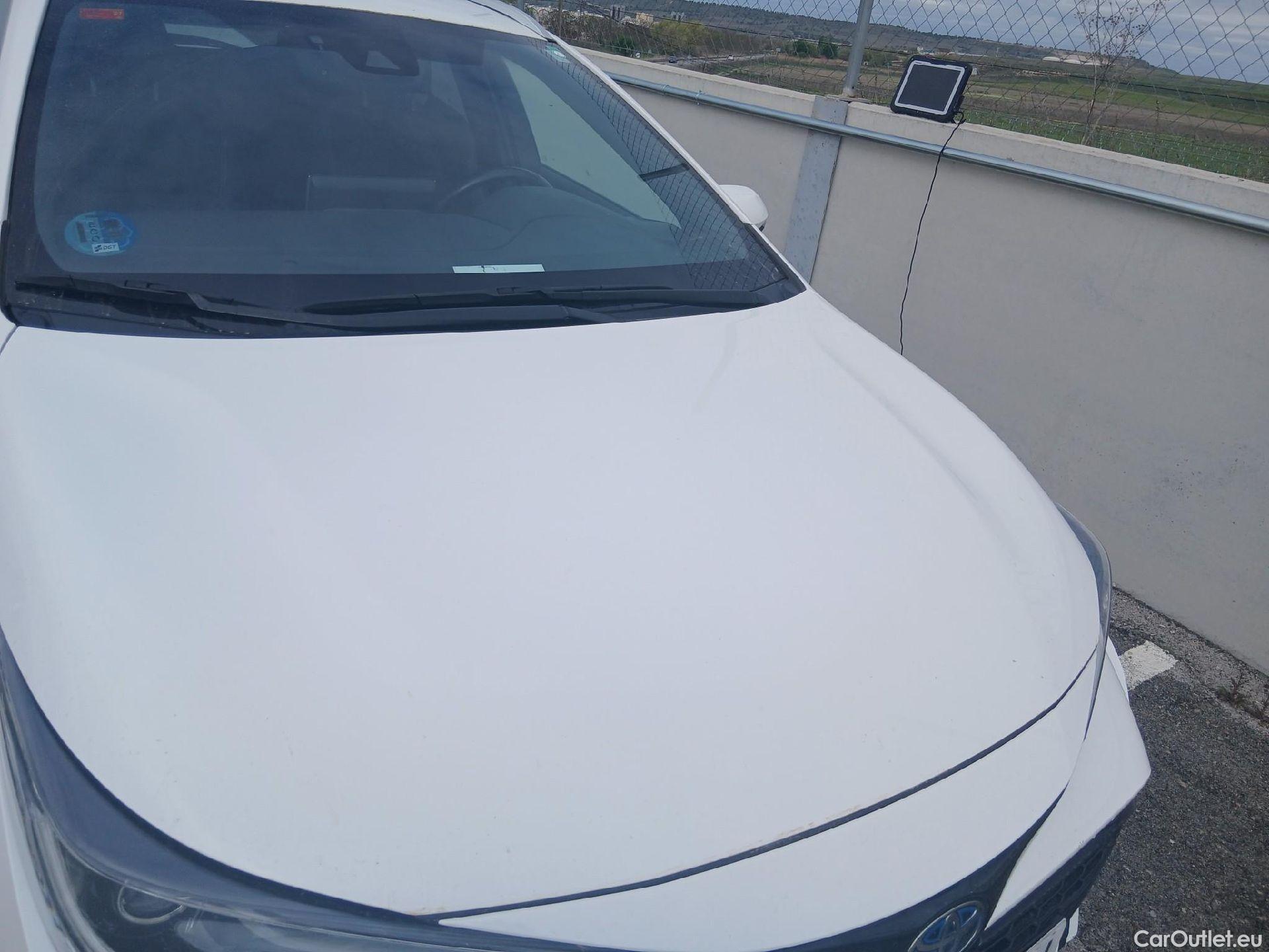  Toyota  Corolla TOYOTA  / 2019 / 5P / familiar 2.0 180H FEEL! E-CVT TOURING SPORT #25