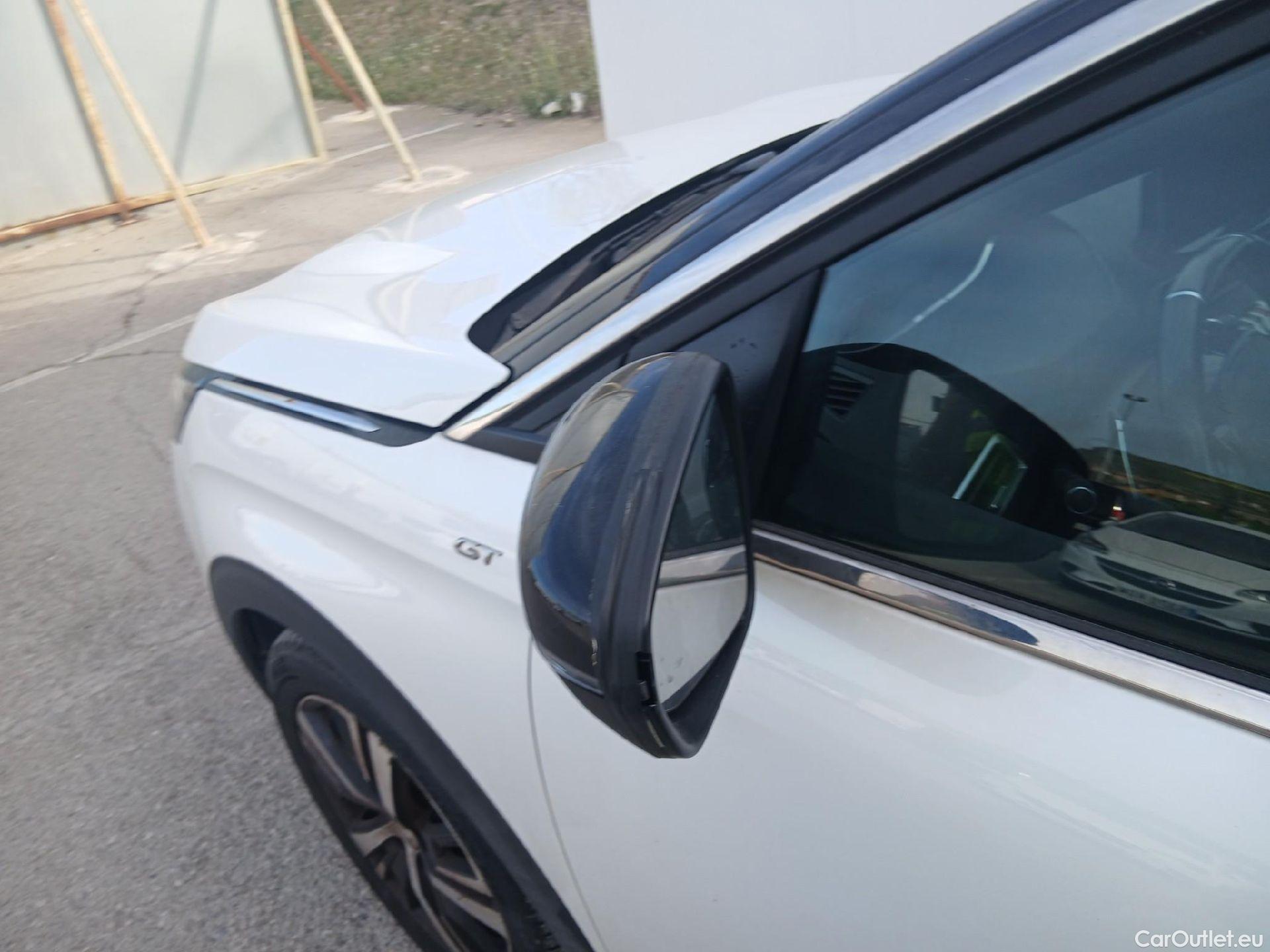  Peugeot  3008 PEUGEOT  / 2020 / 5P / todoterreno 1.5 BlueHDi 96kW S&S GT EAT8 #8