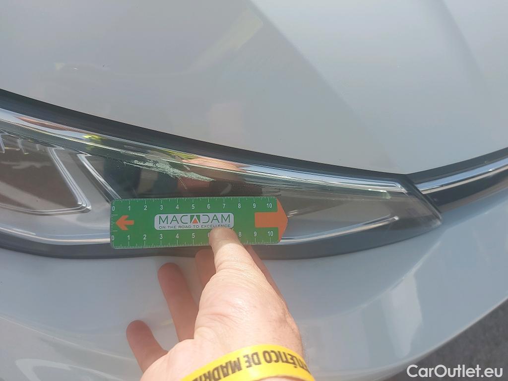  Volkswagen  Golf  VOLKSWAGEN / 2020 / 5P / berlina con portón 2.0 TDI 85kW (115CV) #32