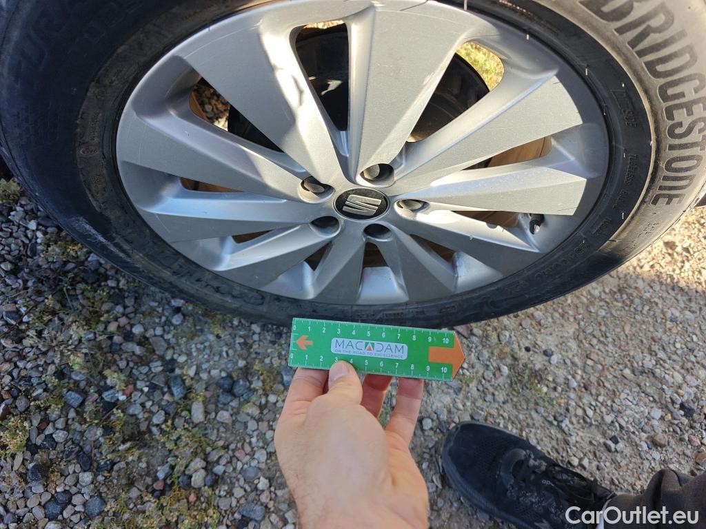  Seat  Arona SEAT  / 2017 / 5P / todoterreno 1.0 TSI 70kW (95CV) Style Edition Eco (CX) #34