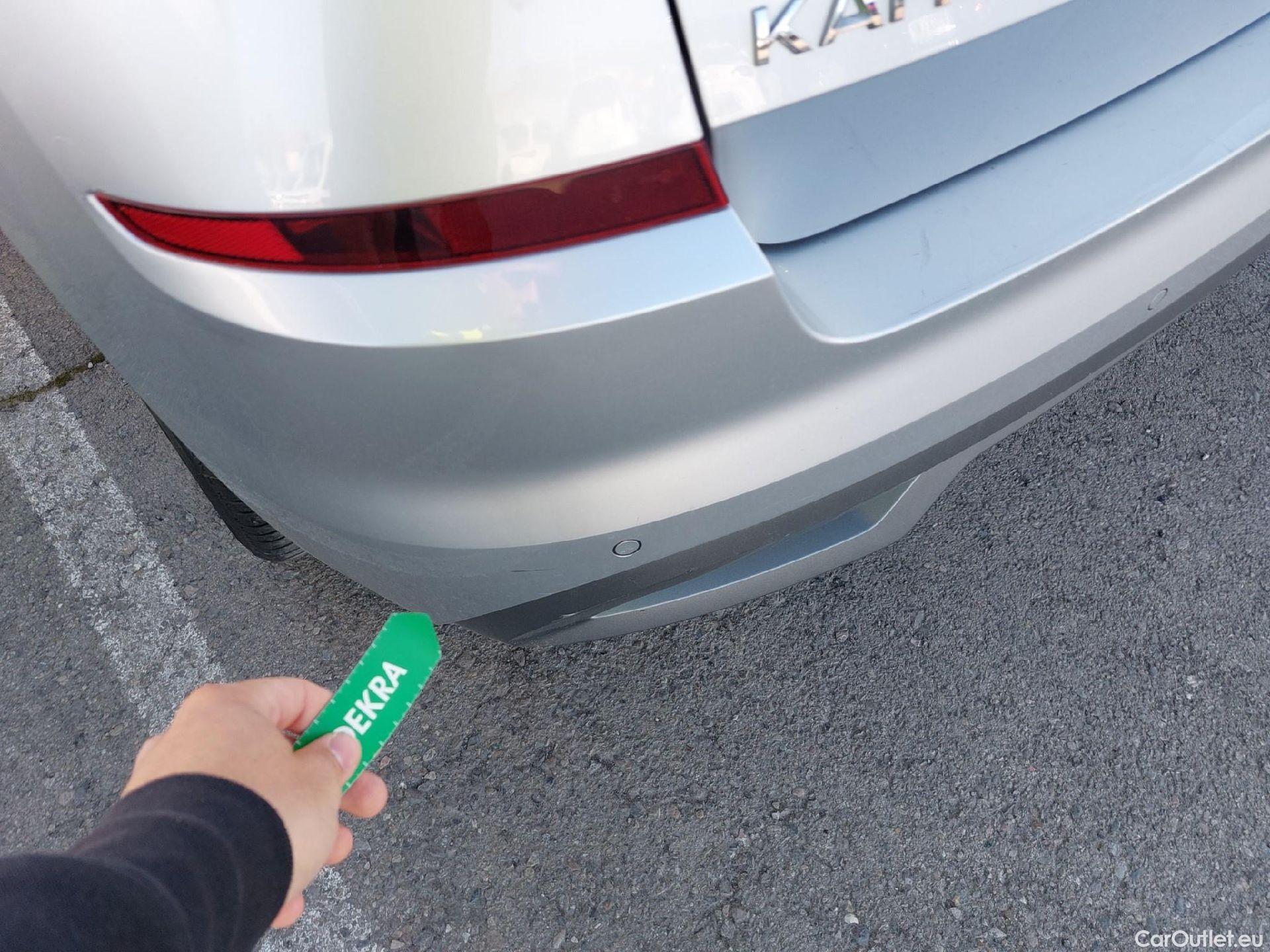  Skoda  KAMIQ SKODA  / 2019 / 5P / todoterreno 1.0 TSI 81kW (110CV) Emotion #19